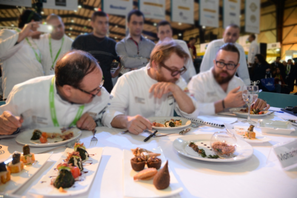 Bisnis GLORI HORECA , Pengembangan Industri Food Service di Kategori Hotel, Restoran, dan Katering.