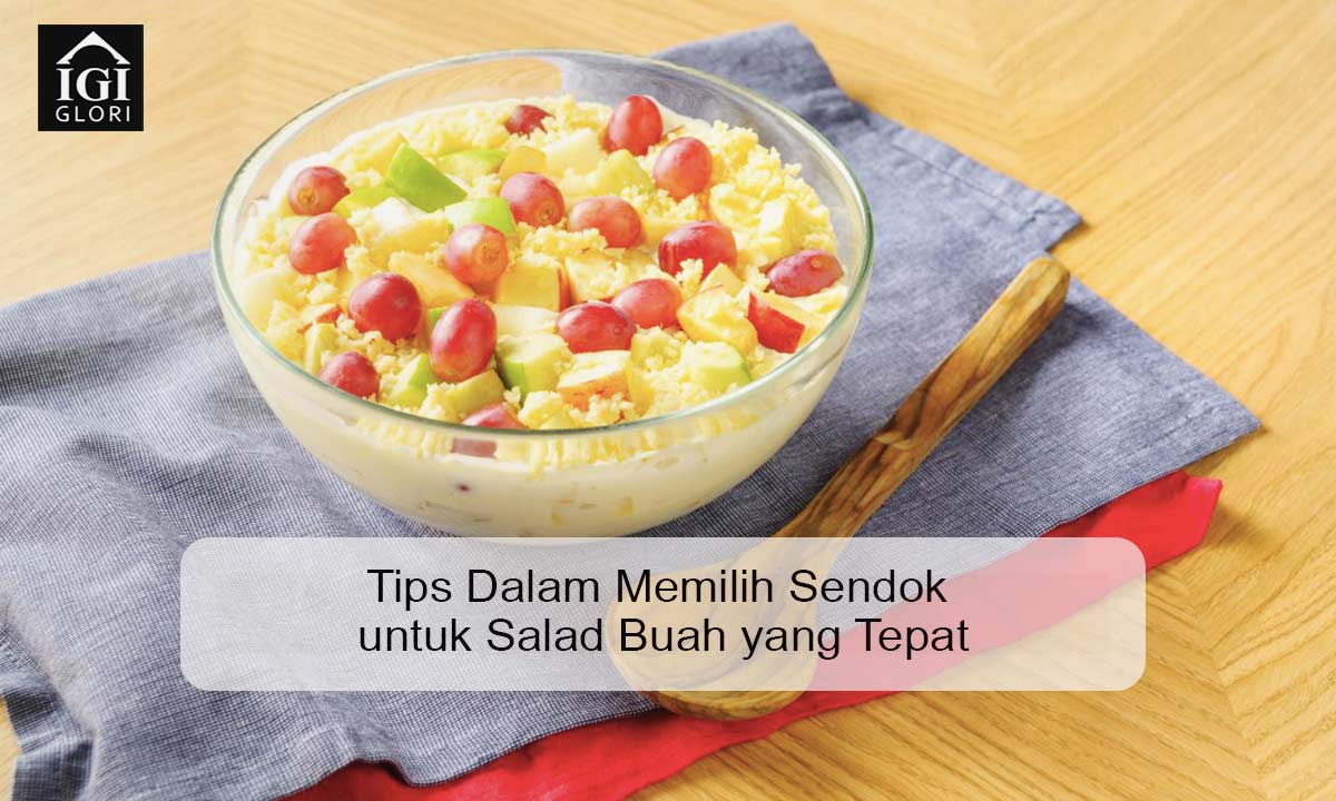 sendok untuk salad buah